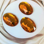 Cabochon ovale en verre facetté Light Topaze (2pces)