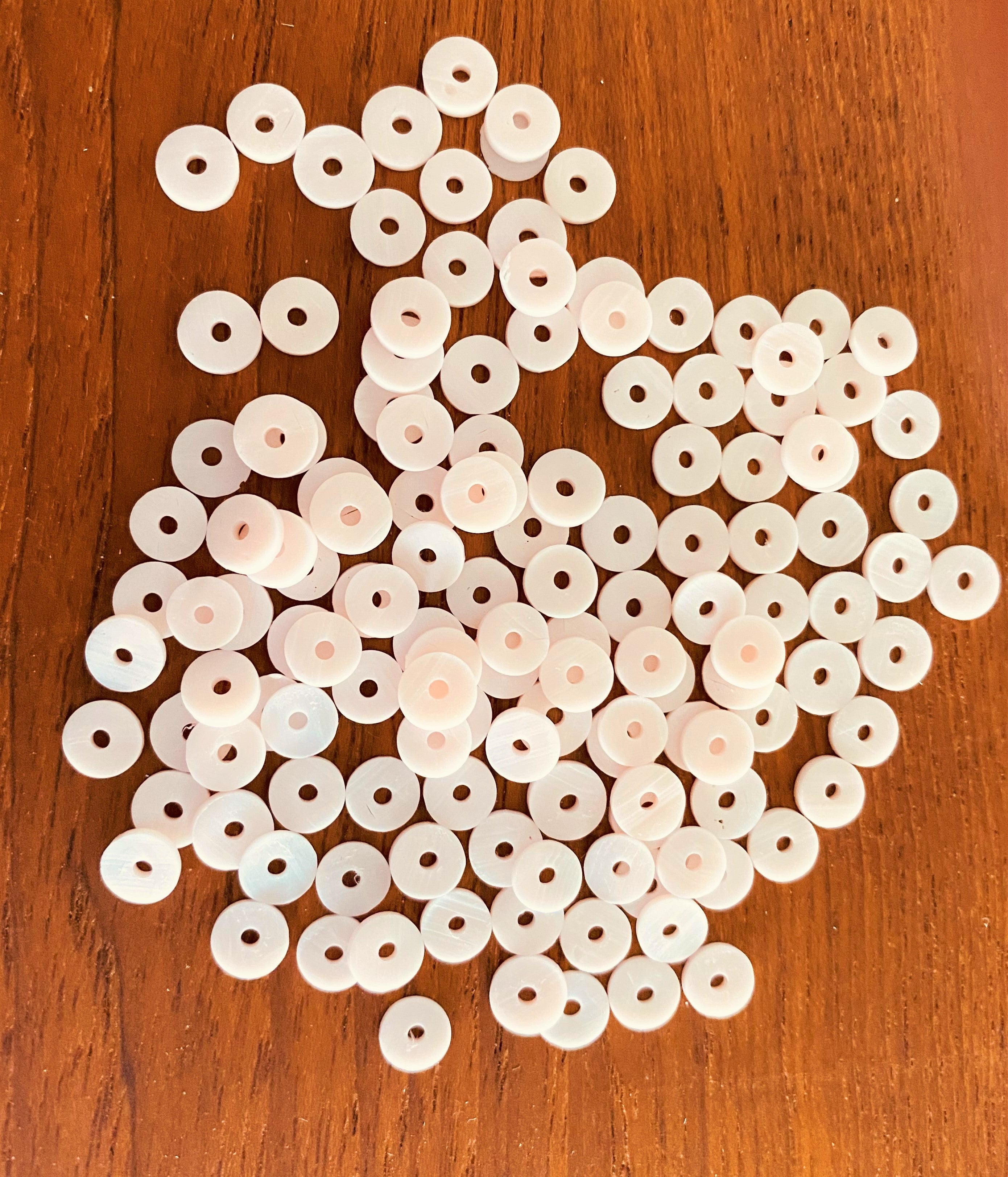 Perles Heishi Rose (5 g ~100 pces)