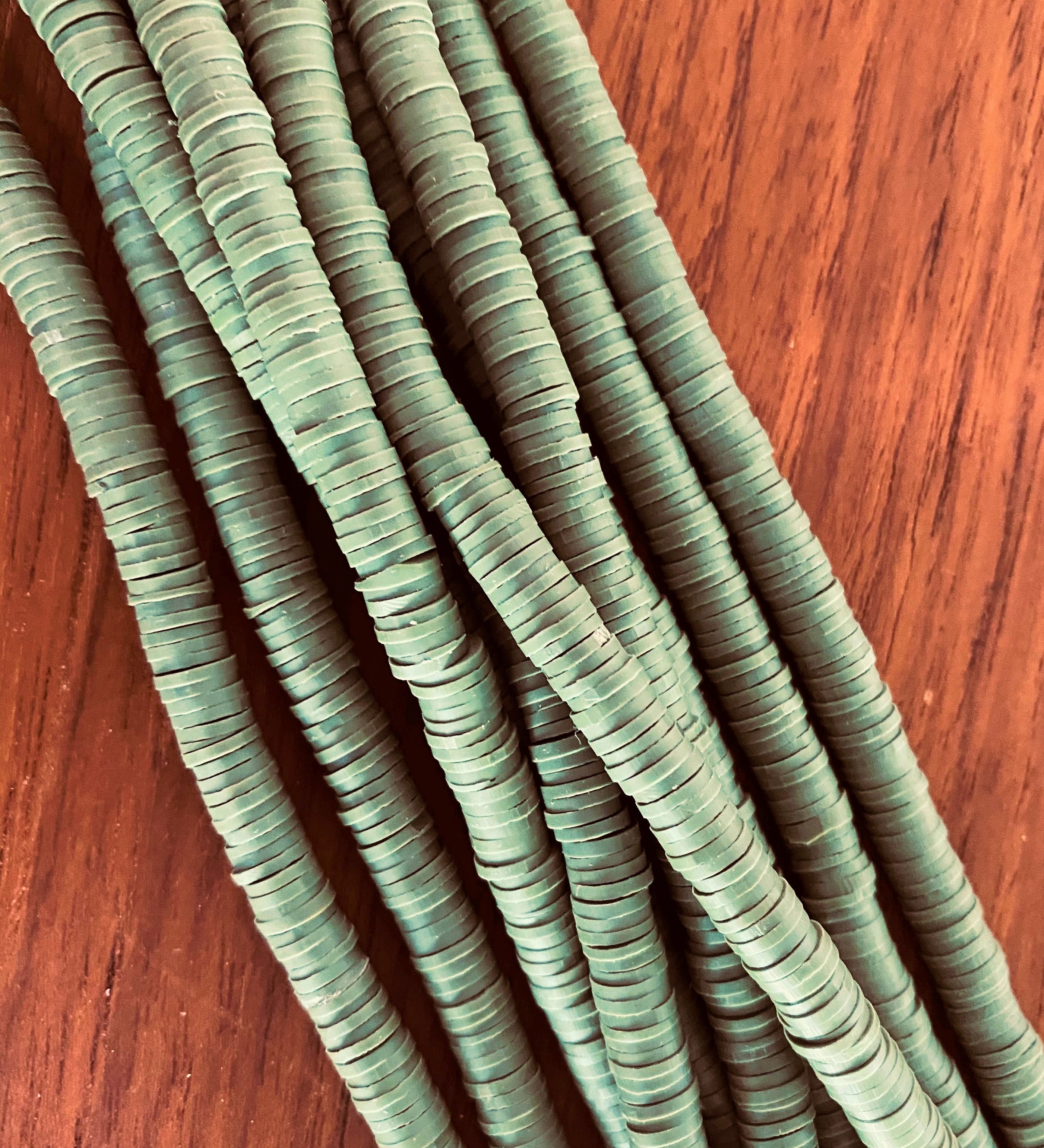 Perles Heishi Vert Olive 5 g ~100 pces)