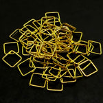 Link carré doré medium (10 pces)