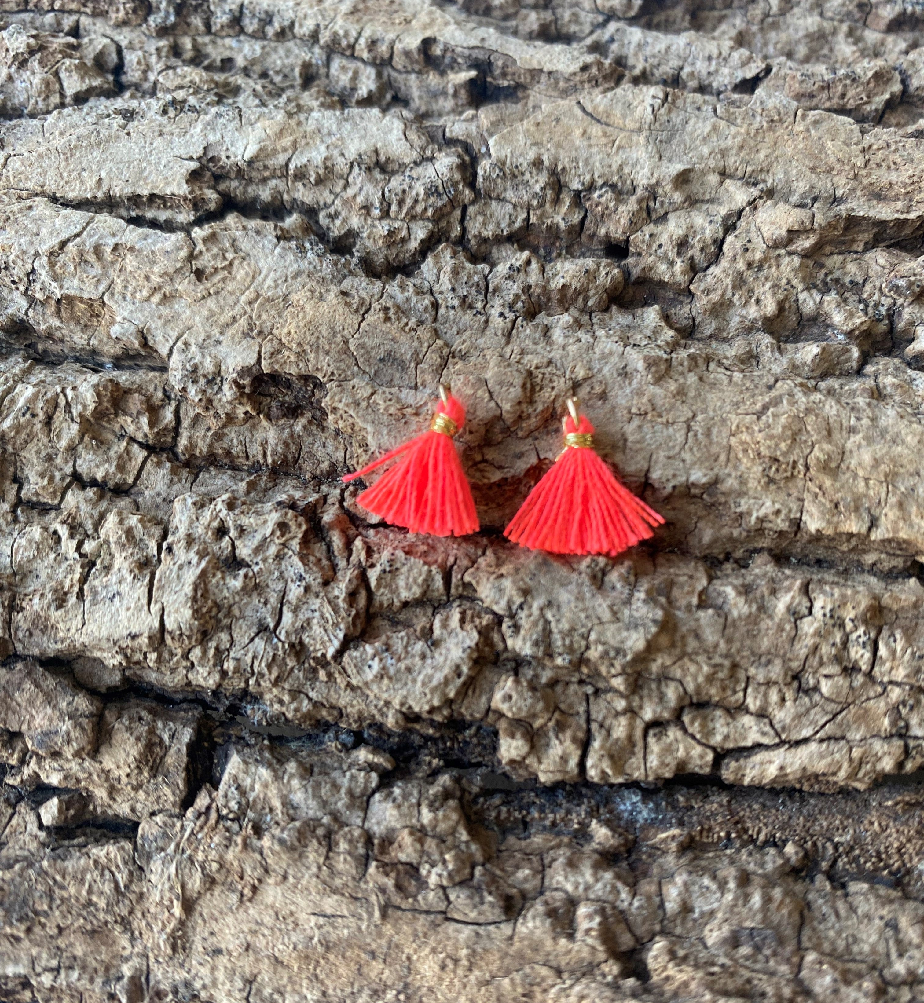 Mini pompon Corail fluo (1 pce)