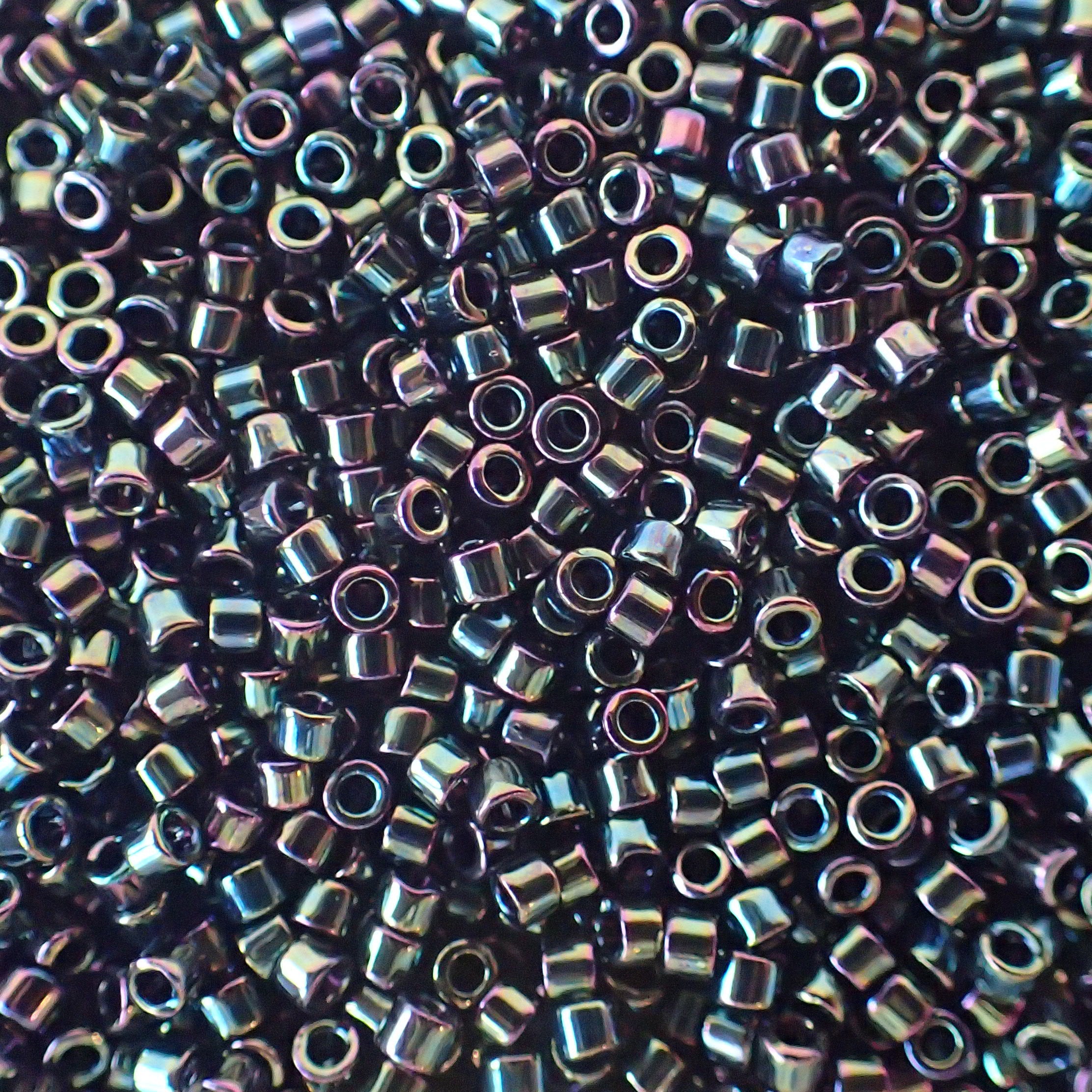 Delica 11 - Vert métallisé irisé (4 g)