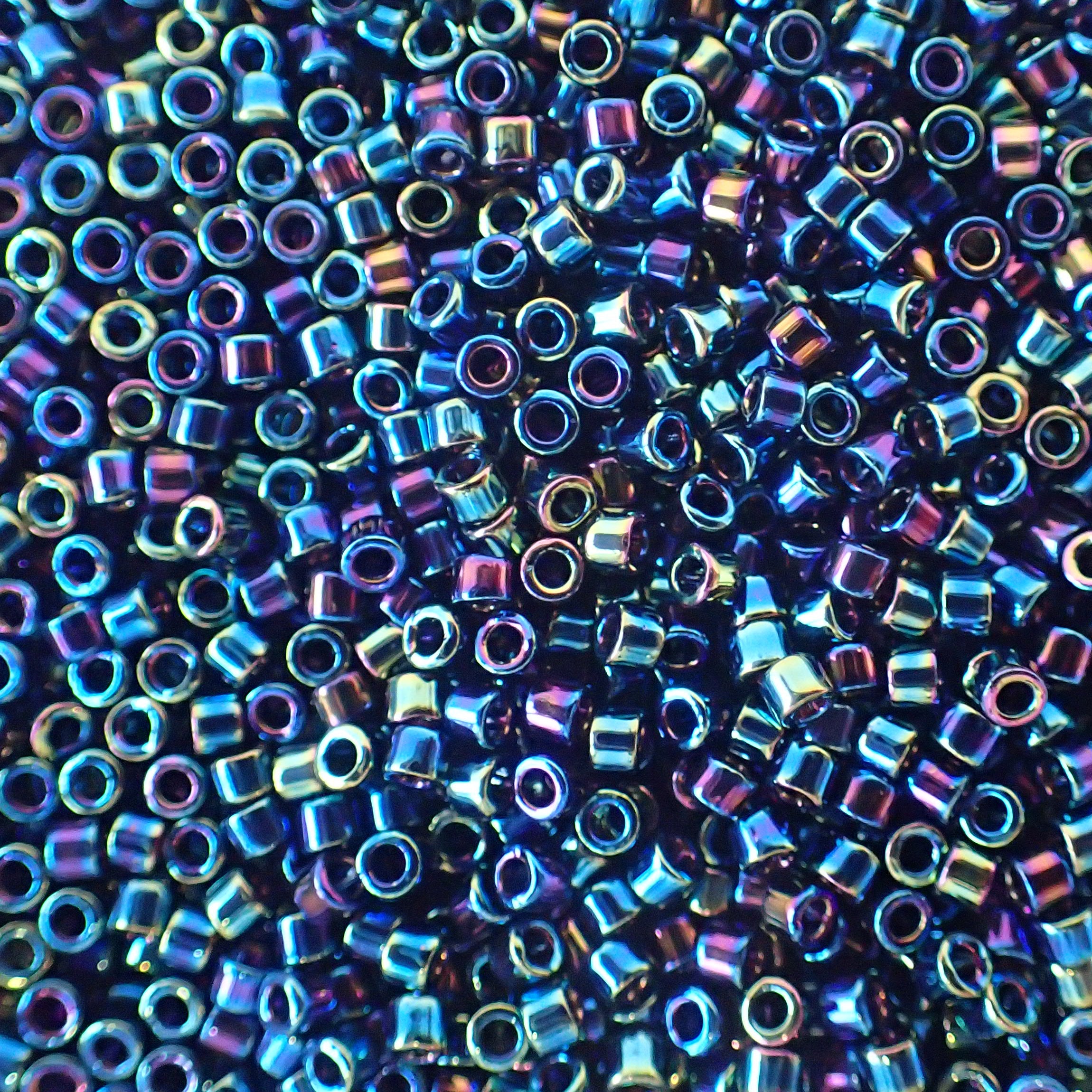 Delica 11 - Bleu iris métalissé irisé (4g)