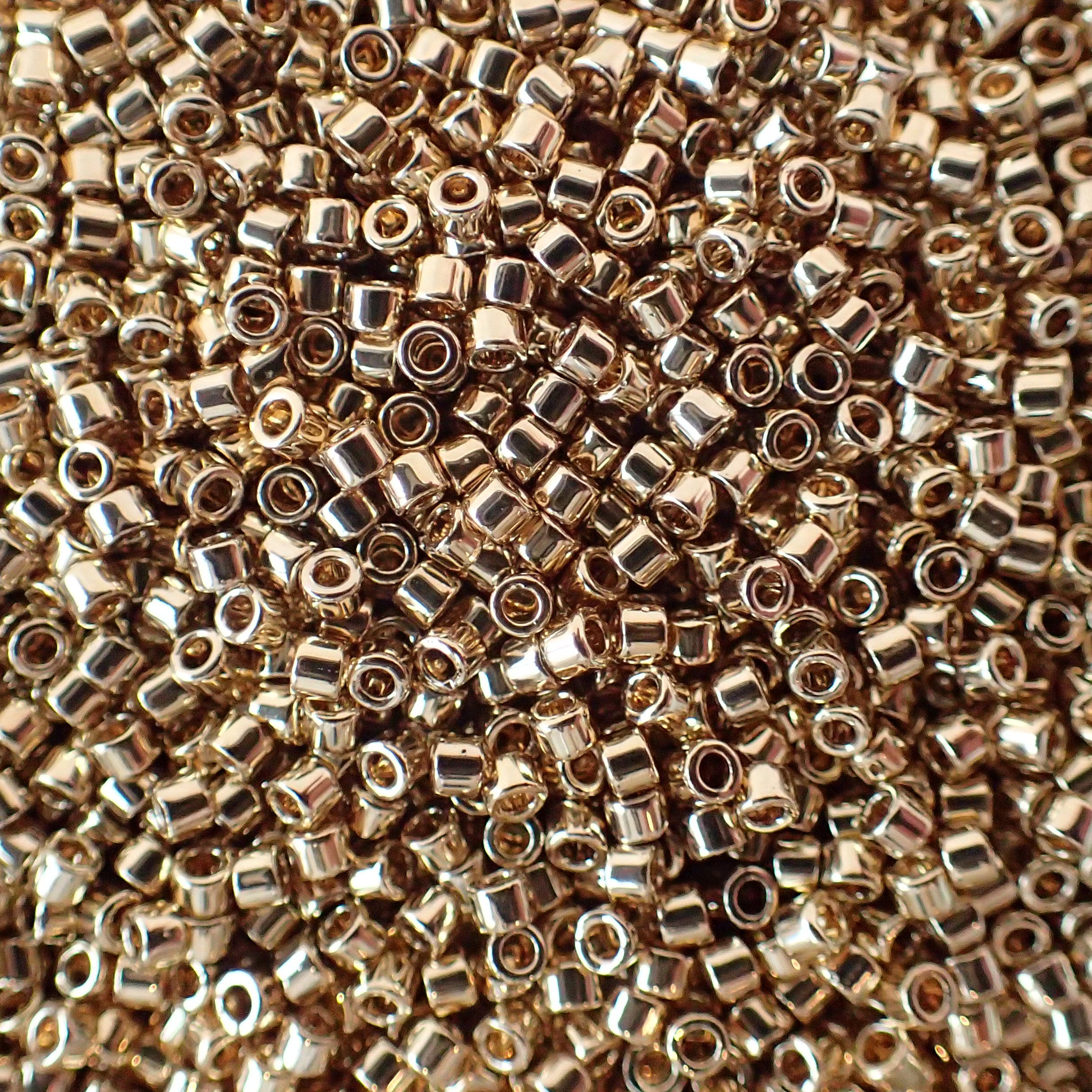 Delica 11 - 24kt Gold Light Plated (4 g)