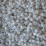 Delica 11 - Calcaire Opaque lustré (4 g)