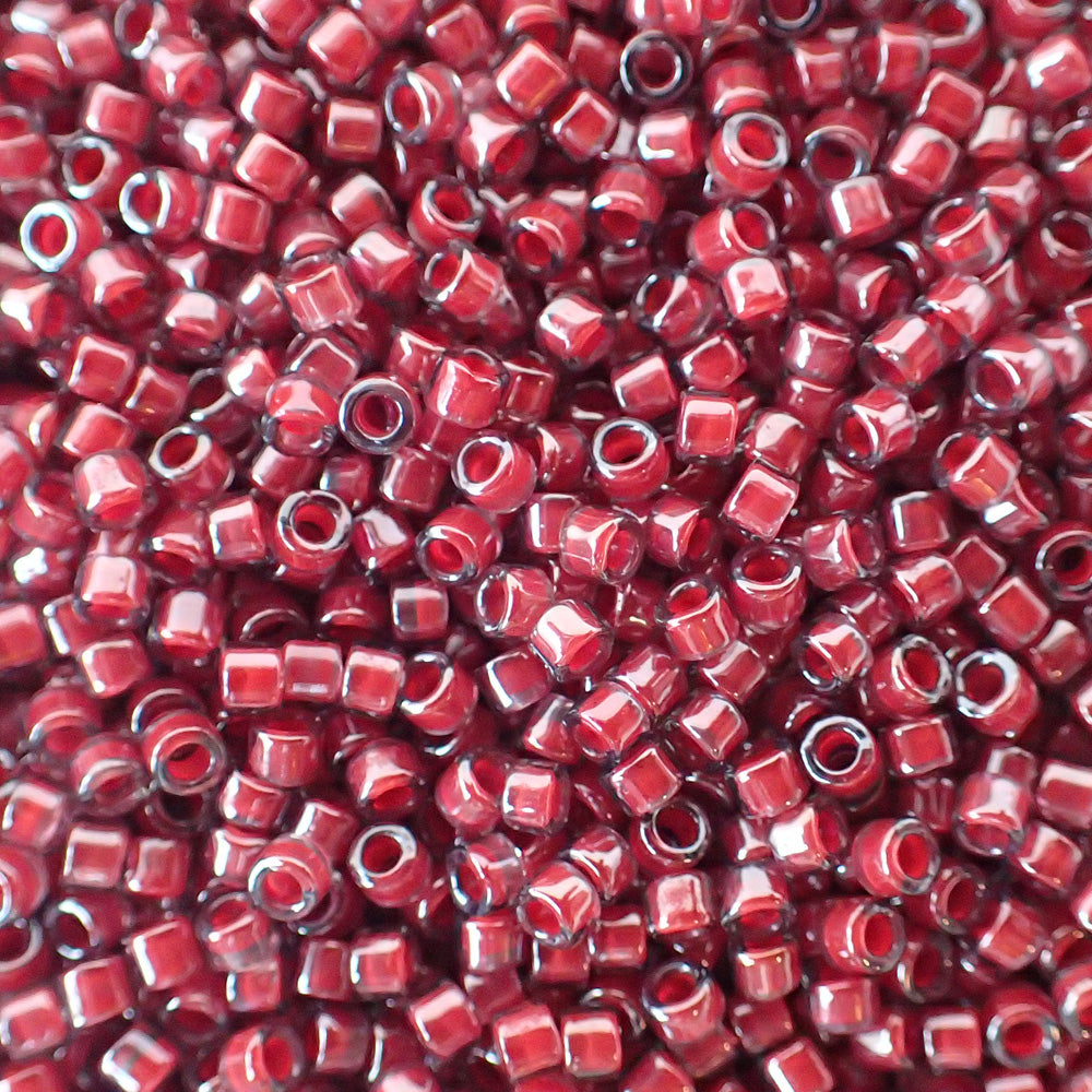 Delica 11 - Canneberge crystal doublé lustré (4 g)