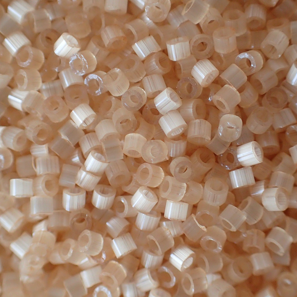 Delica 11 - Satin clair topaze (4 g)