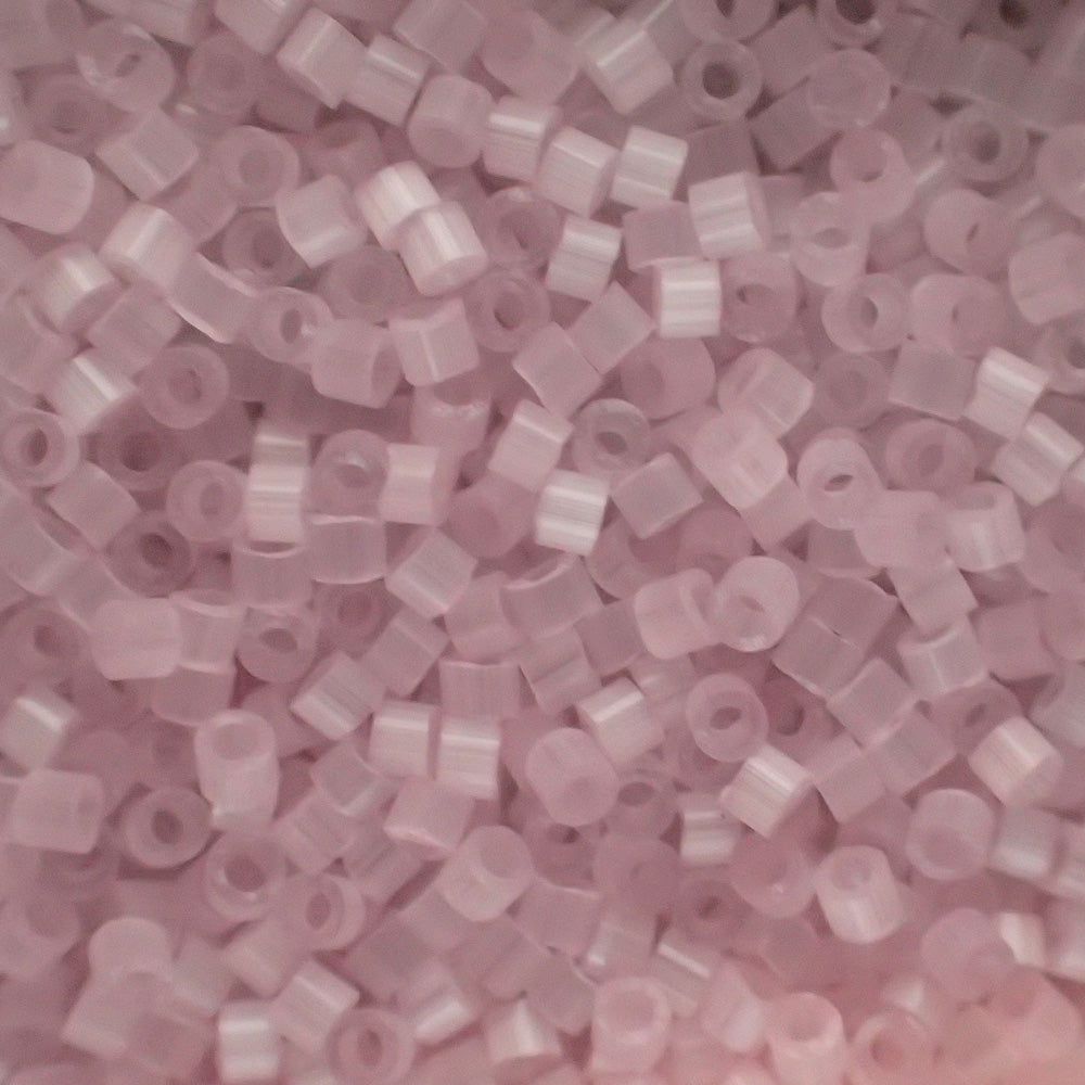 Delica 11 - Rose pâle de soie satin (4 g)