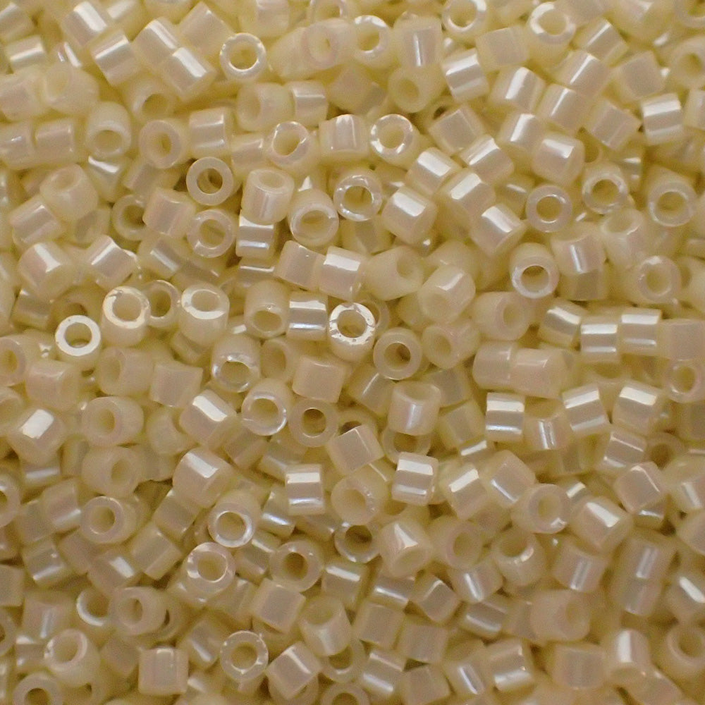 Delica 11 - Jaune pâle opaque de ceylan (4 g) 