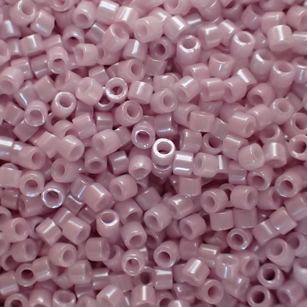 Delica 11 - Rose pâle opaque de Ceylan (4 g)