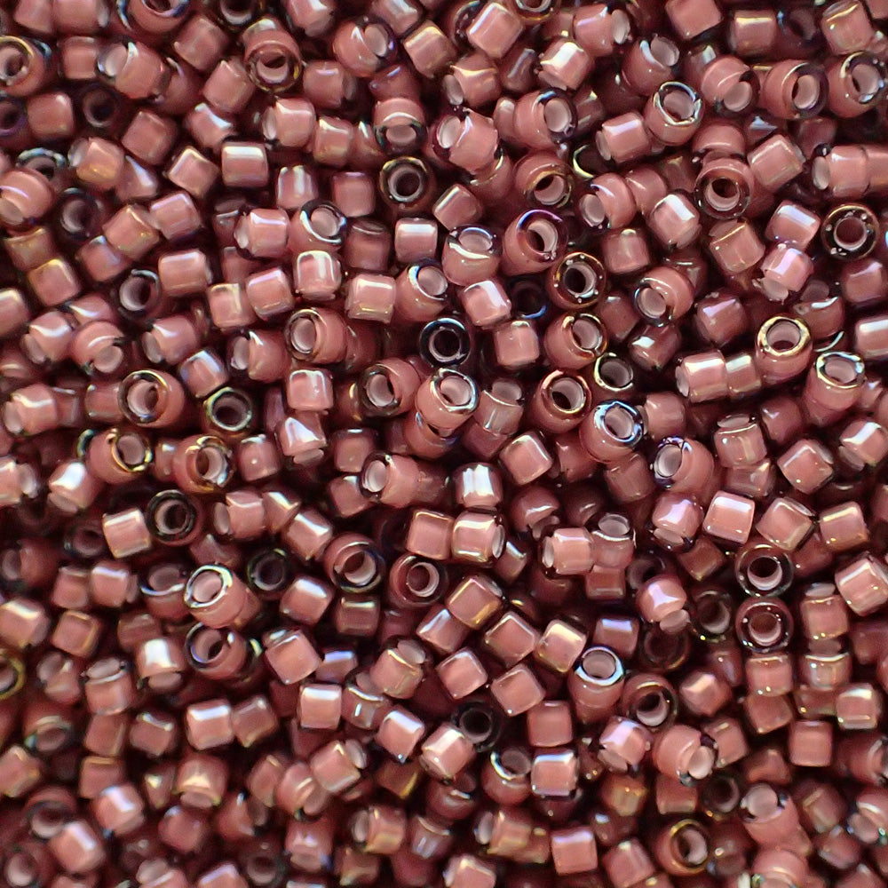  Delica 11 - Améthyste fumé foncé doublé blanc AB (4 g)