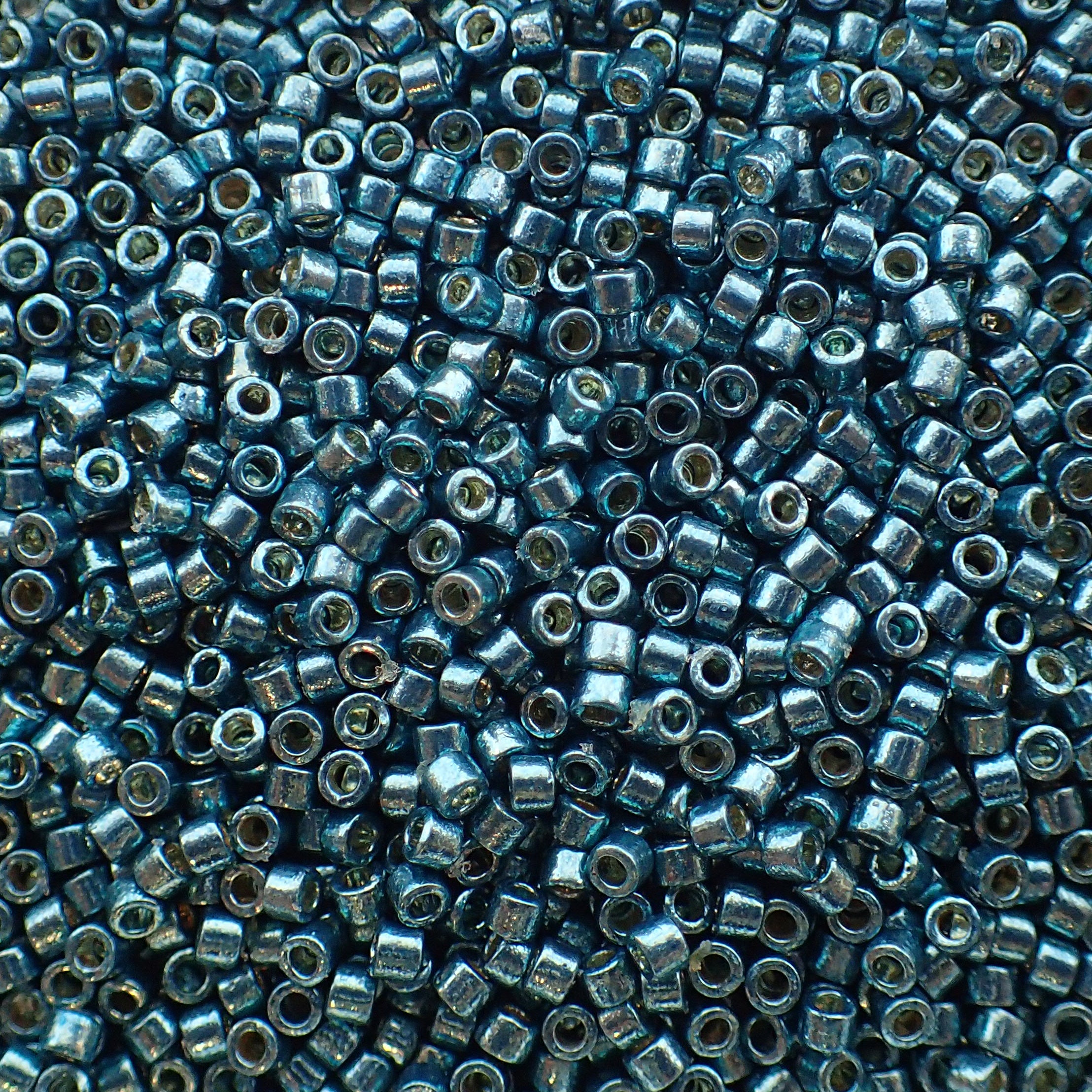 Delica 11 -  Écume de mer foncée galvanisée duracoat (4 g)