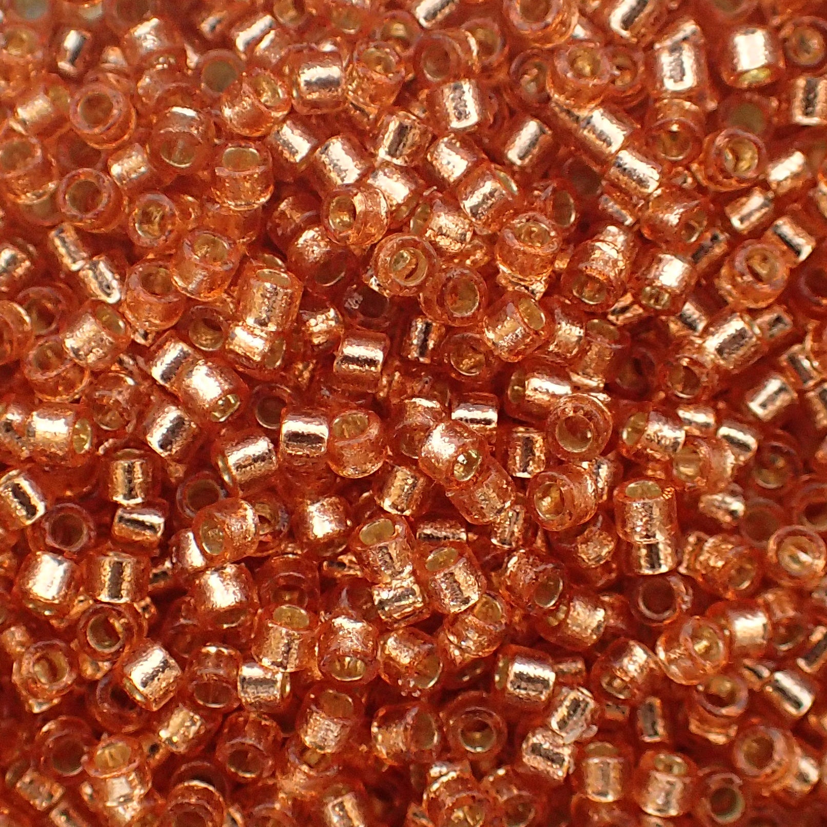 Delica 11 - Perle de verre intérieure en soie teintée -Rose Cuivré (4 g)