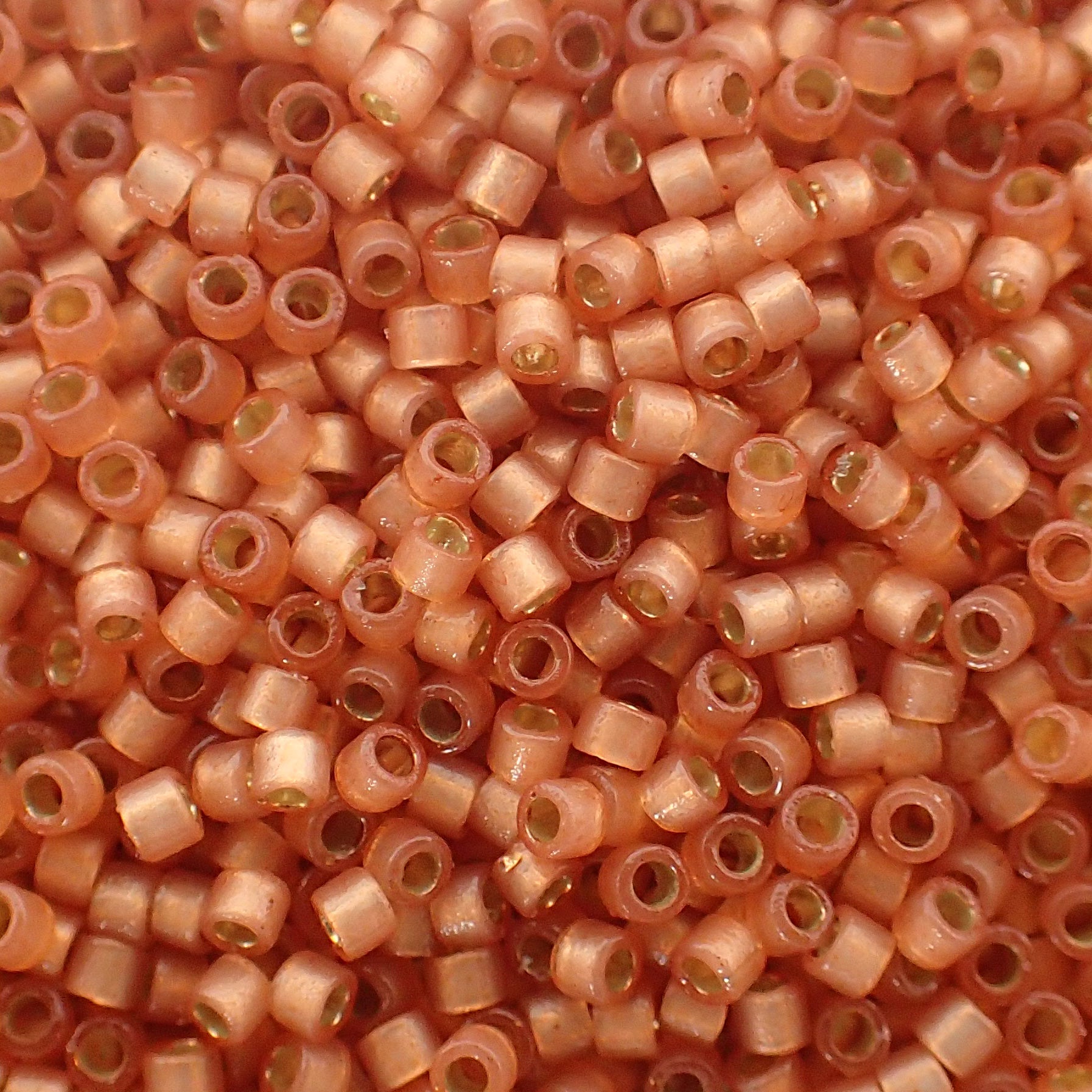 Delica 11 - Perle de verre de couleur naturelle - Cuivre rose givré  (4 g)