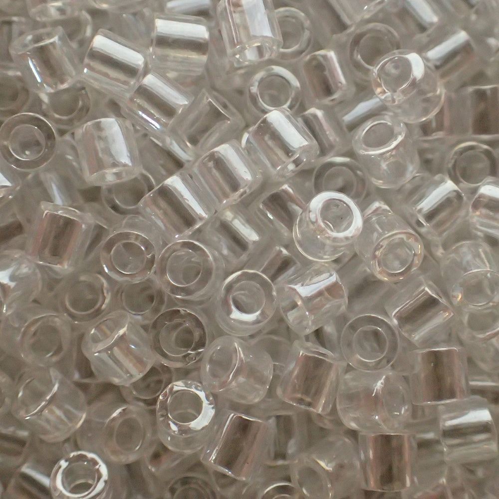 Delica 8 - Cristal (4 g)