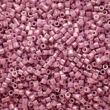 Delica 15 - Op Dark Orchid Luster (4 g)