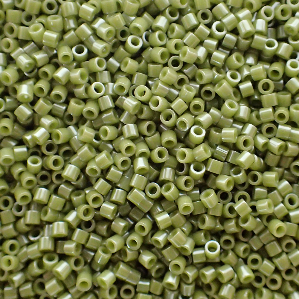 Delica 15 - Op Cactus Luster (4 g)