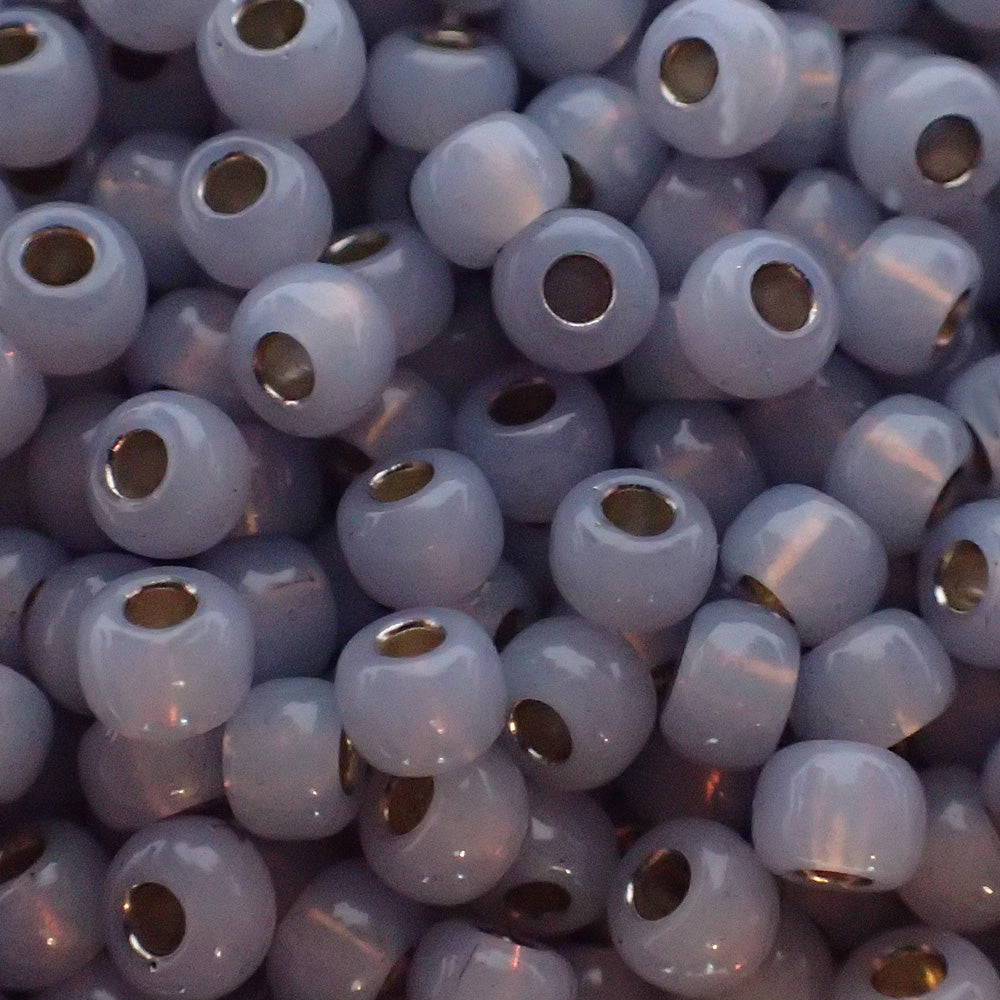 Rocaille 6 - Dyed Smoky Opal S/L Alabaster (4g)