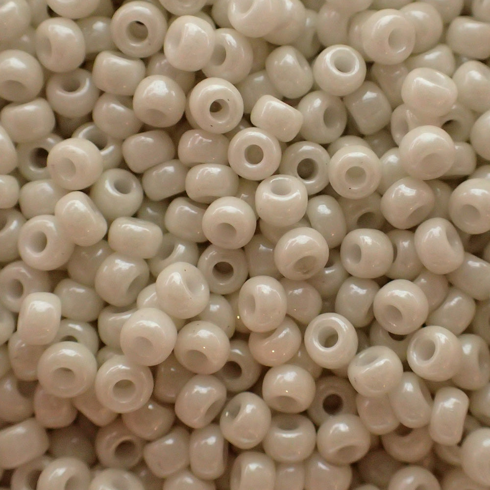 Rocaille 8 - Perle de verre - Calcaire lustré opaque (4g) 