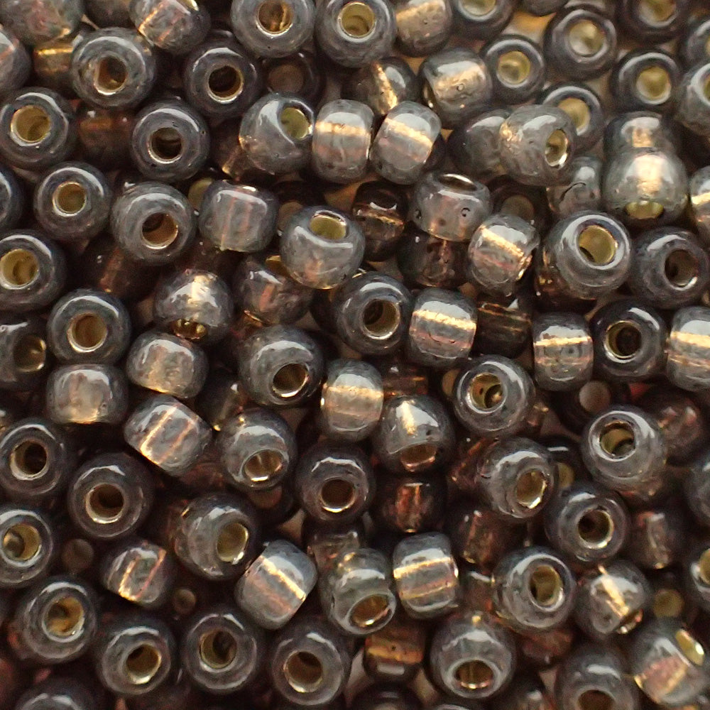 Rocaille 8 - Perle de verre - Gris Rustique teinté S/L Albâtre 