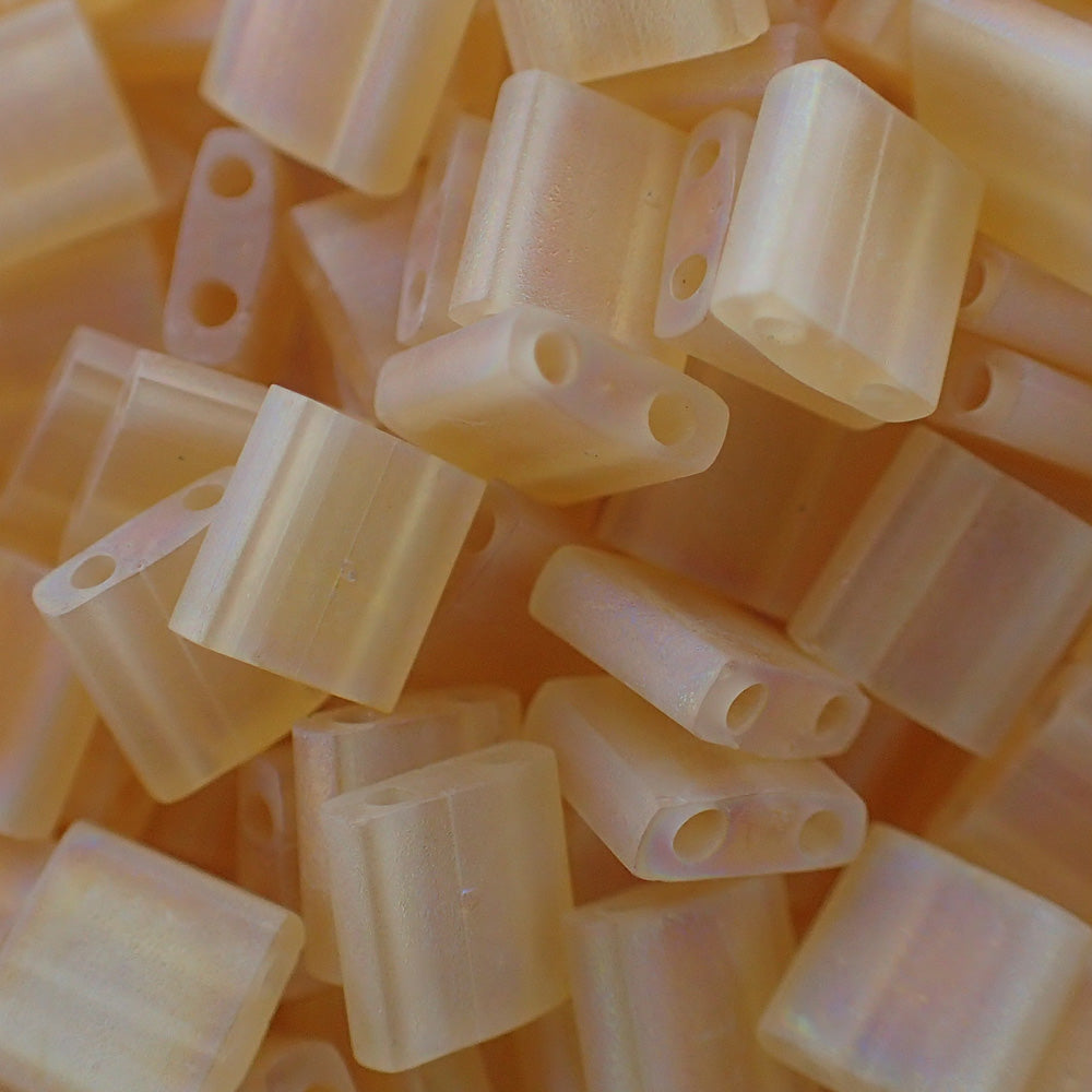 Tila - Mat Tr Light Topaz AB ( 50 pces )