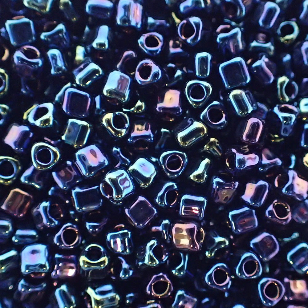 Triangle 10 - Noire Bleue Iris