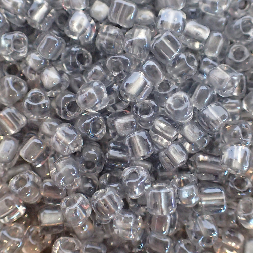 Triangle 8 - Spkl Silver Gray Lined Crystal