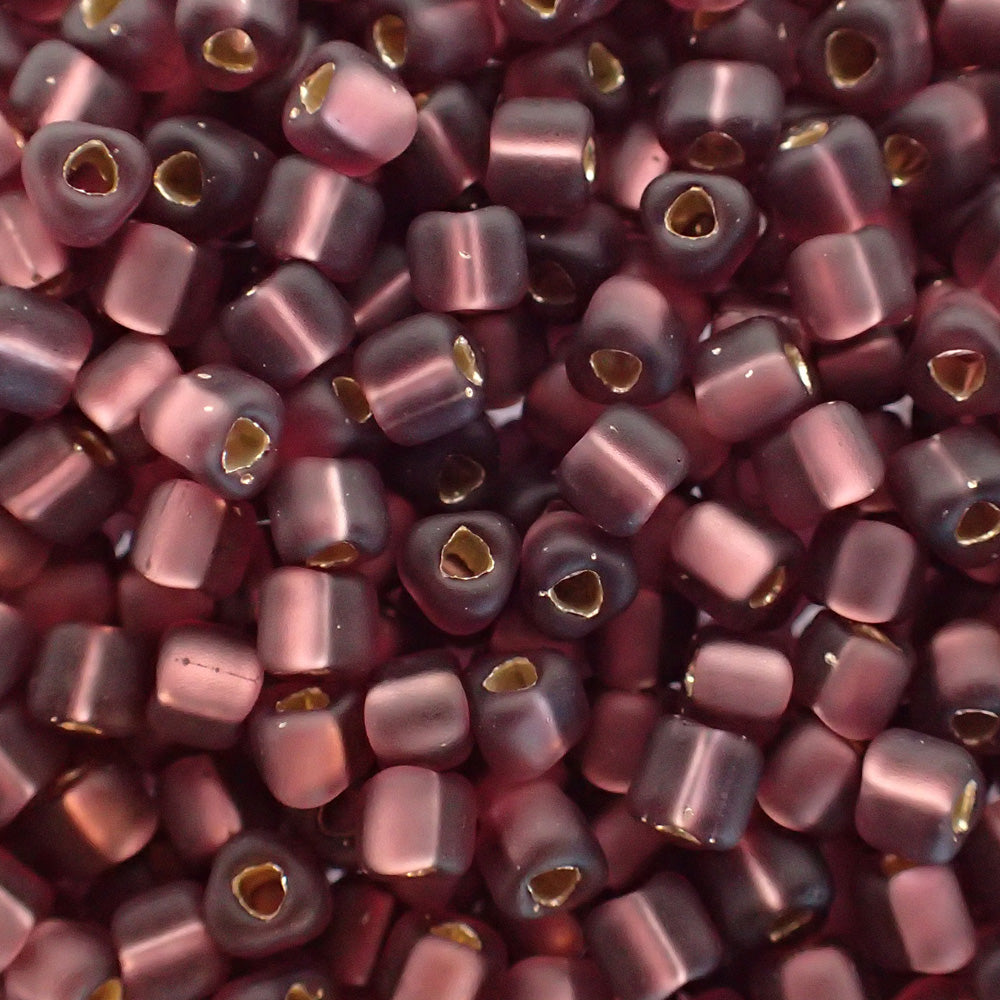 Triangle 8 - Mat S/L Dark Smoky Amethyst (4g)