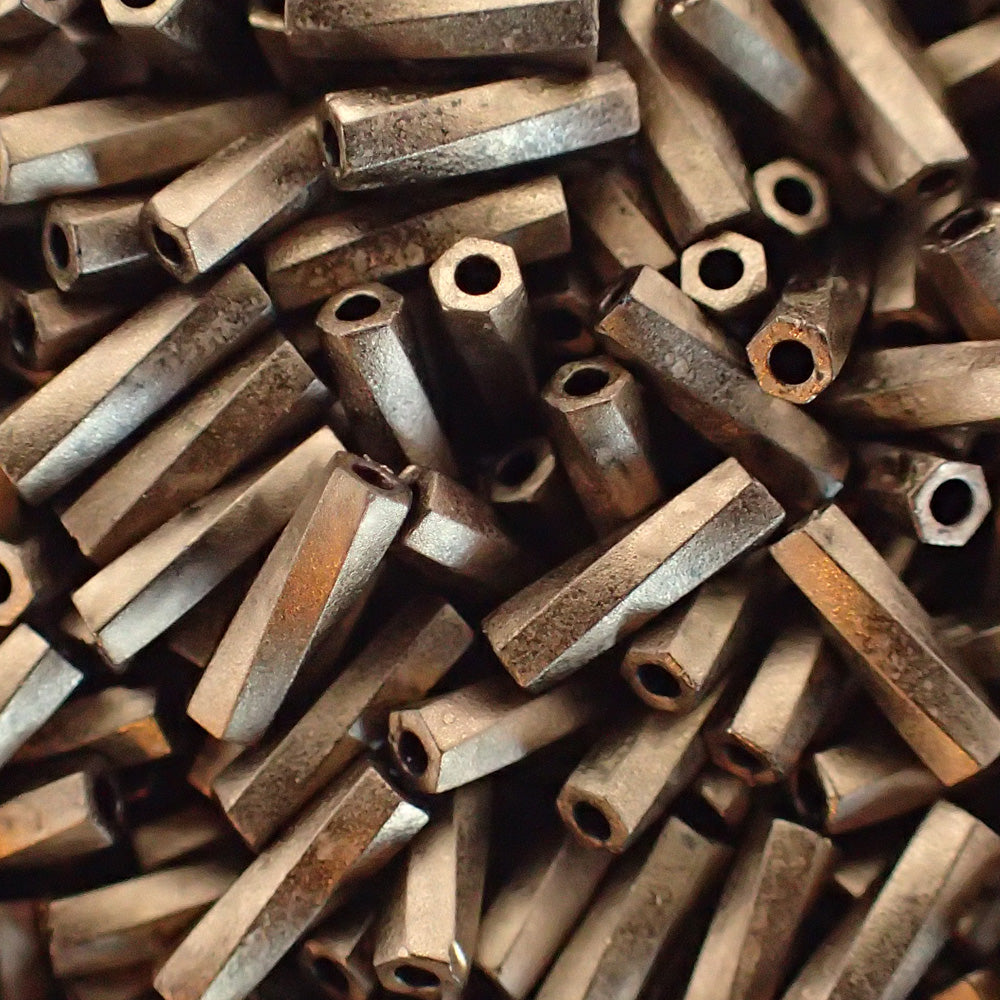 Bugle torsadé 2x6 - Gold Antic Mat (4g)