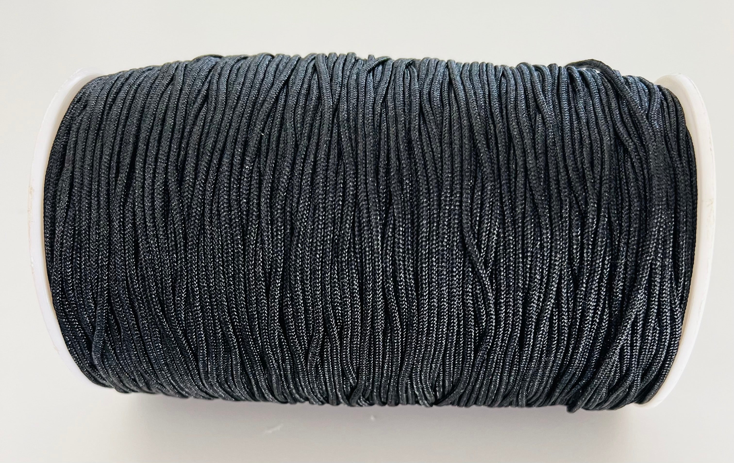 Cordon de Nylon tressé - Noir 2 mm (au mètre)