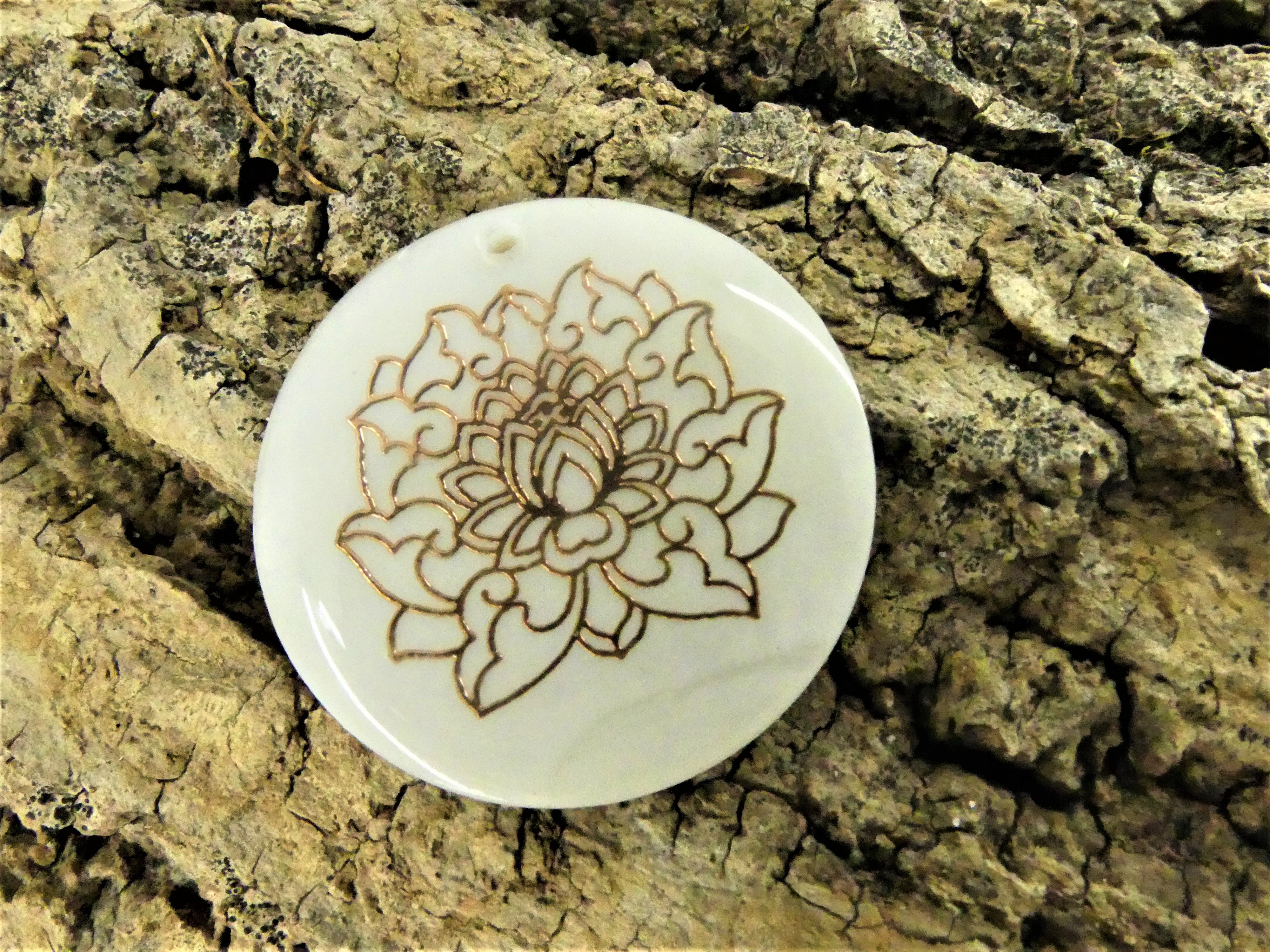 Pendentif - Lotus Eau douce motif rosé  (1 pce)