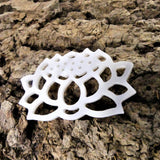 Pendentif - Lotus en coquillage d'eau douce (1 pce)