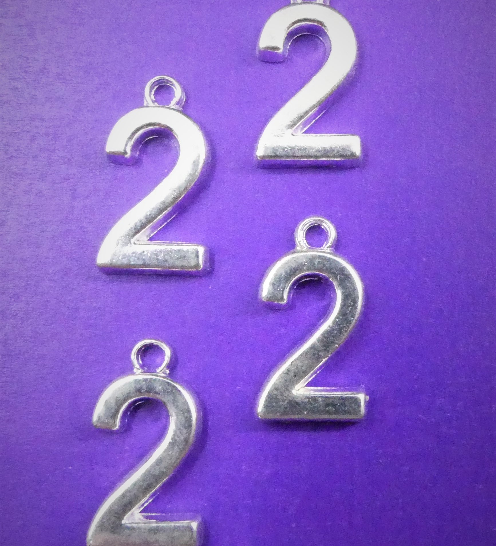 Charms - Chiffre "2" (1 pce)