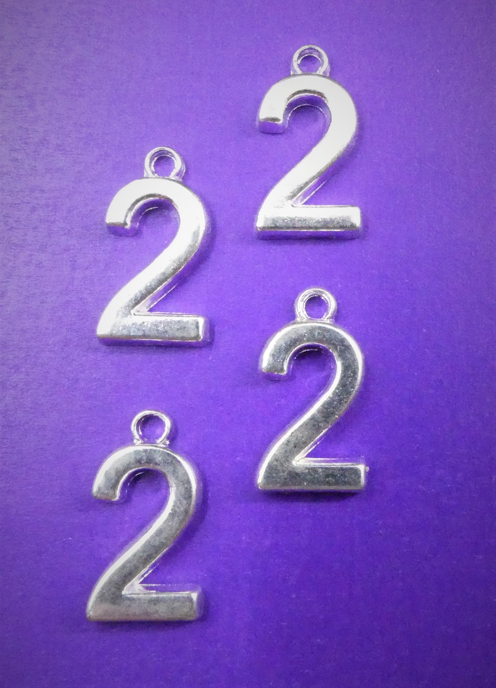 Charms - Chiffre "2" (1 pce)