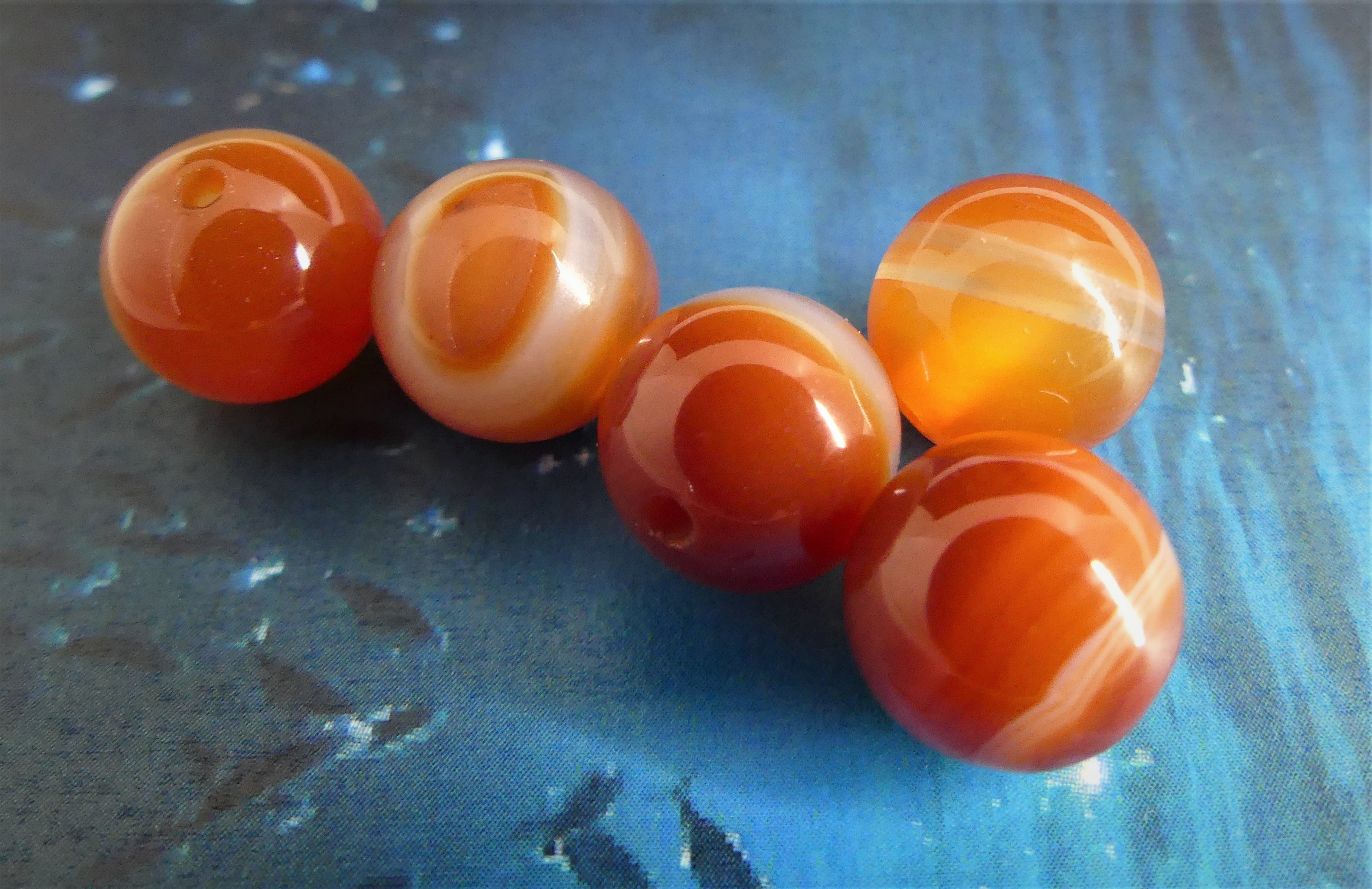 Ronde 10 - Agate naturelle rayée orange-rouge (5 pces)
