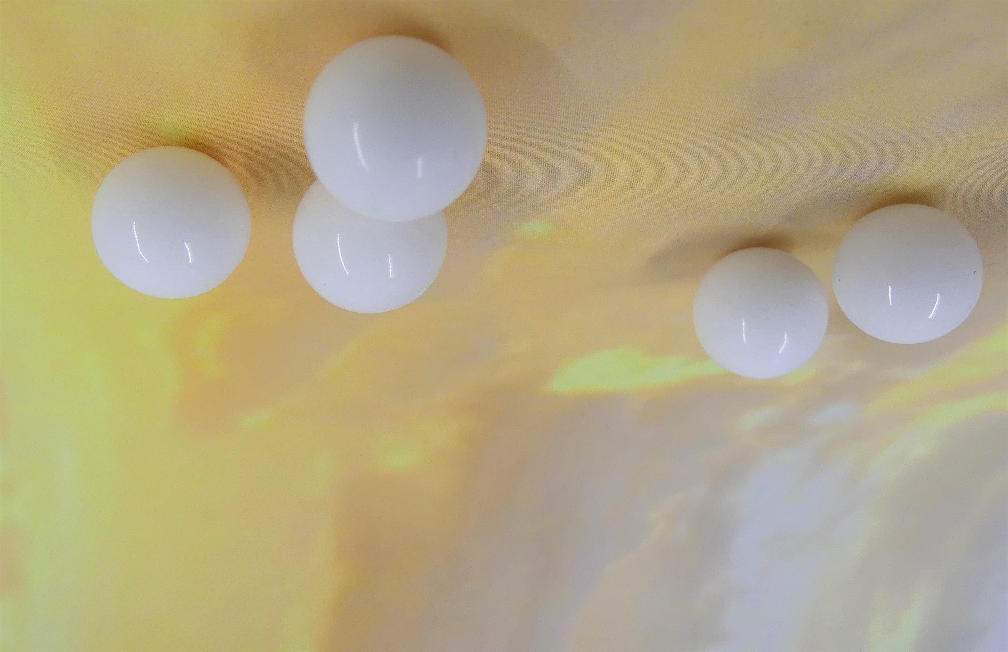 Ronde 10 - Jade naturelle Blanche (5 pces)