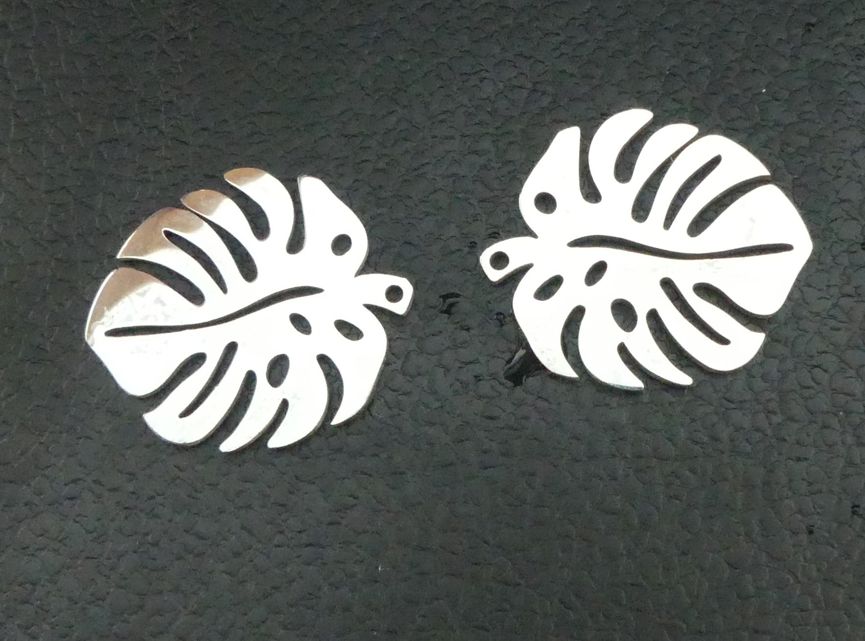 Pendentif  Feuille de Monstera (1 pce)