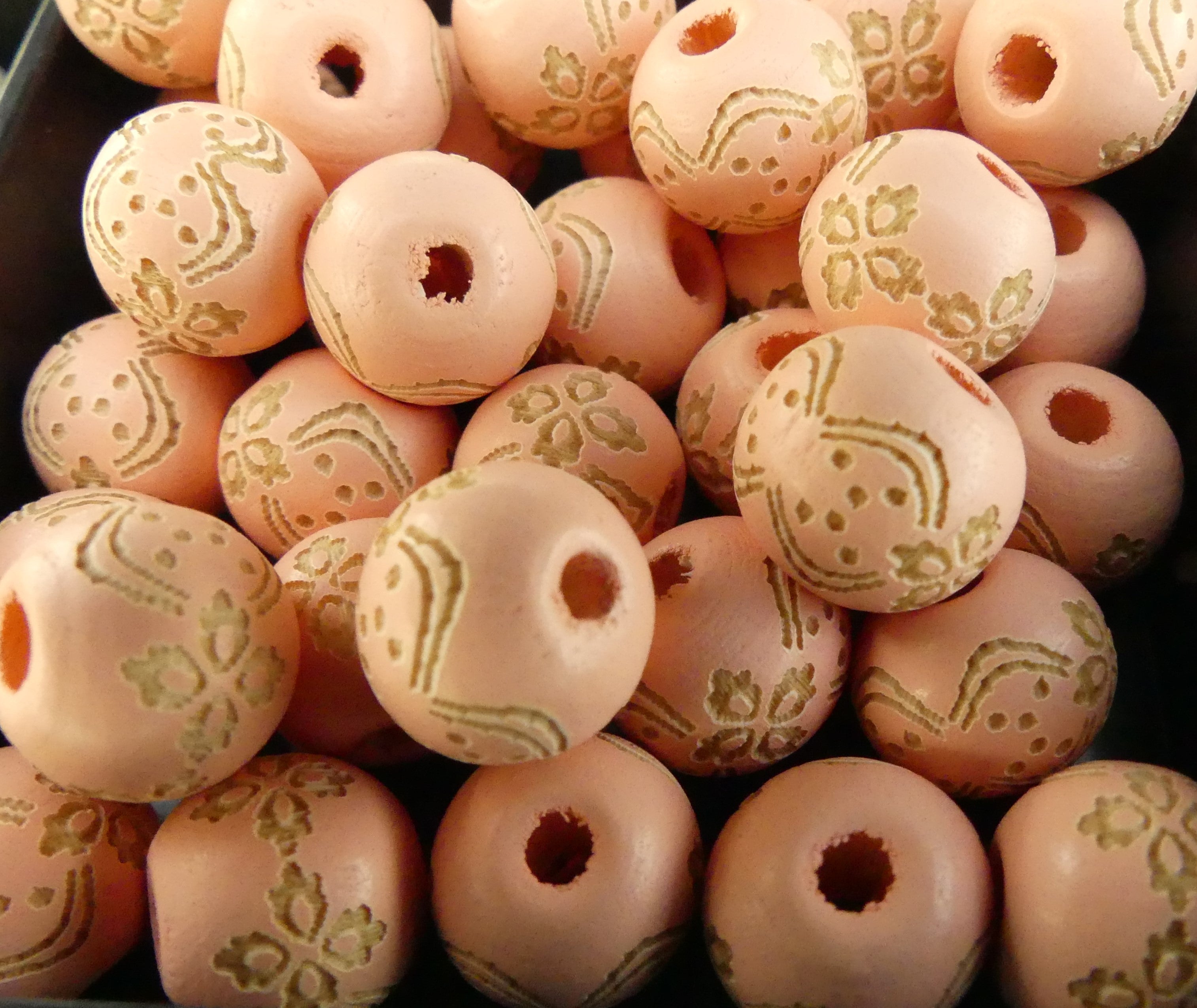 Ronde 10 - Perle en bois - Rose (10 pces)