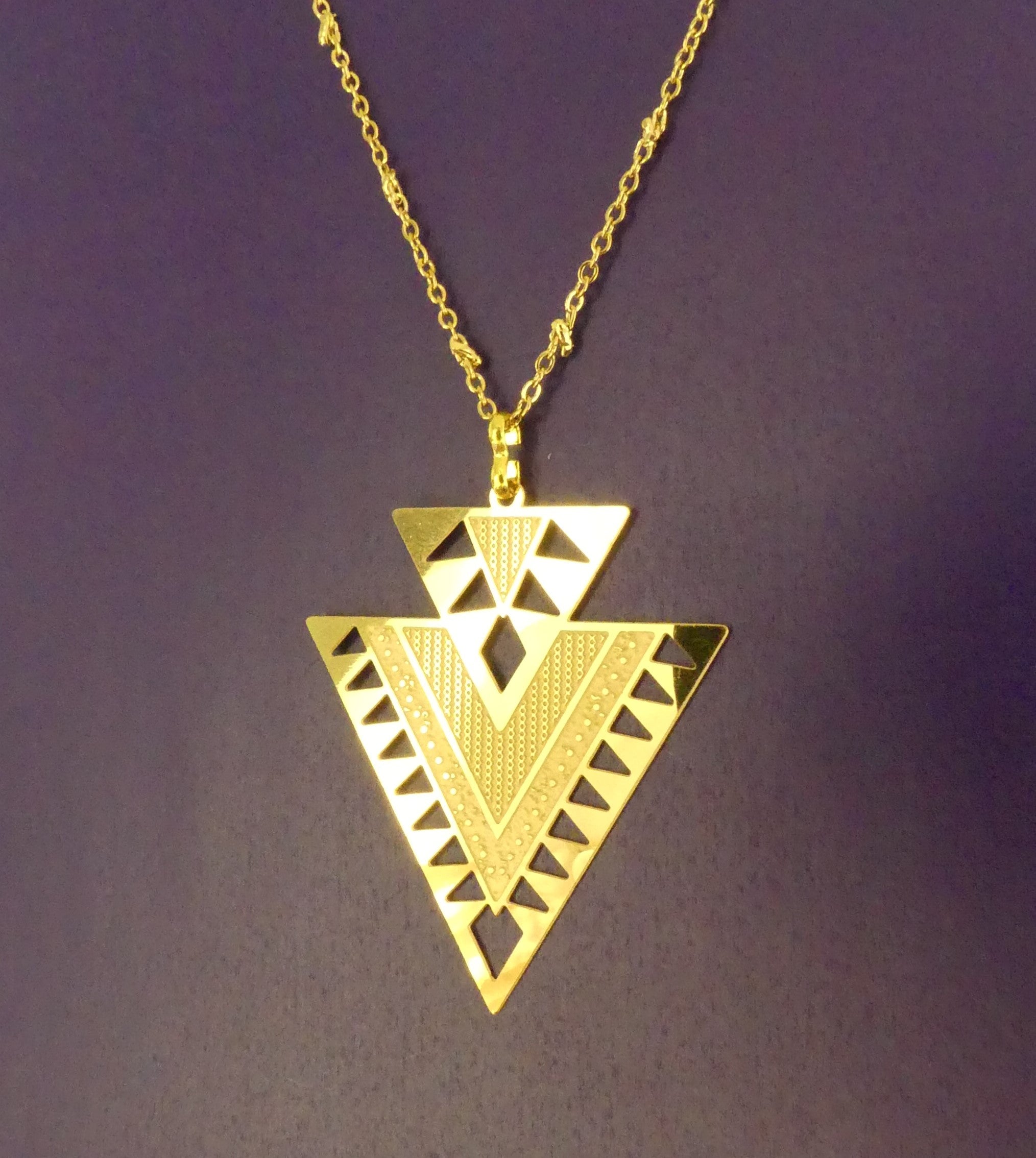 Pendentif - triangle doré (1 pce)