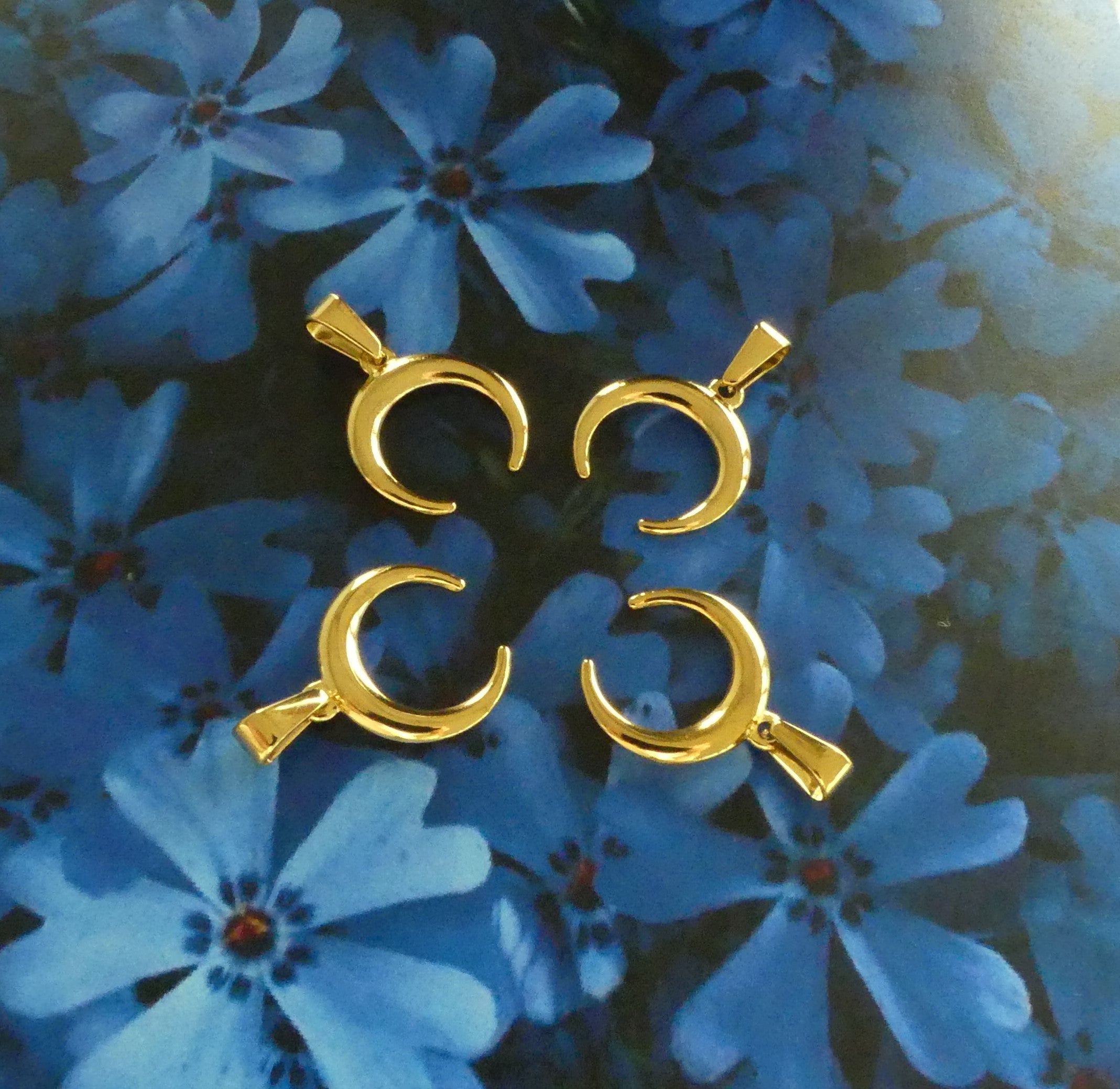 Pendentif en acier croissant de lune (1 pce)