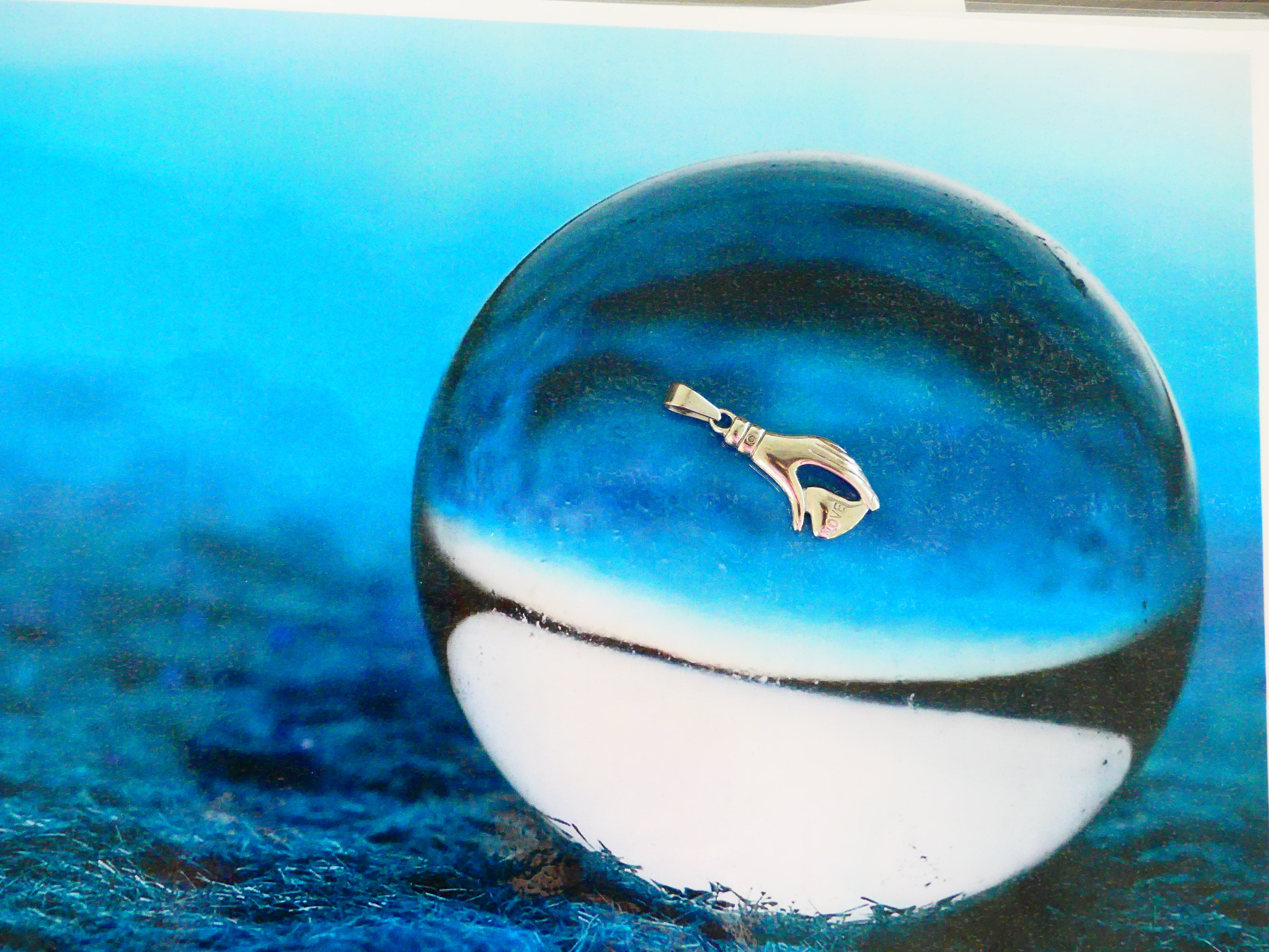 Pendentif - Main avec cœur - Acier inoxydable - couleur or (1 Pce)