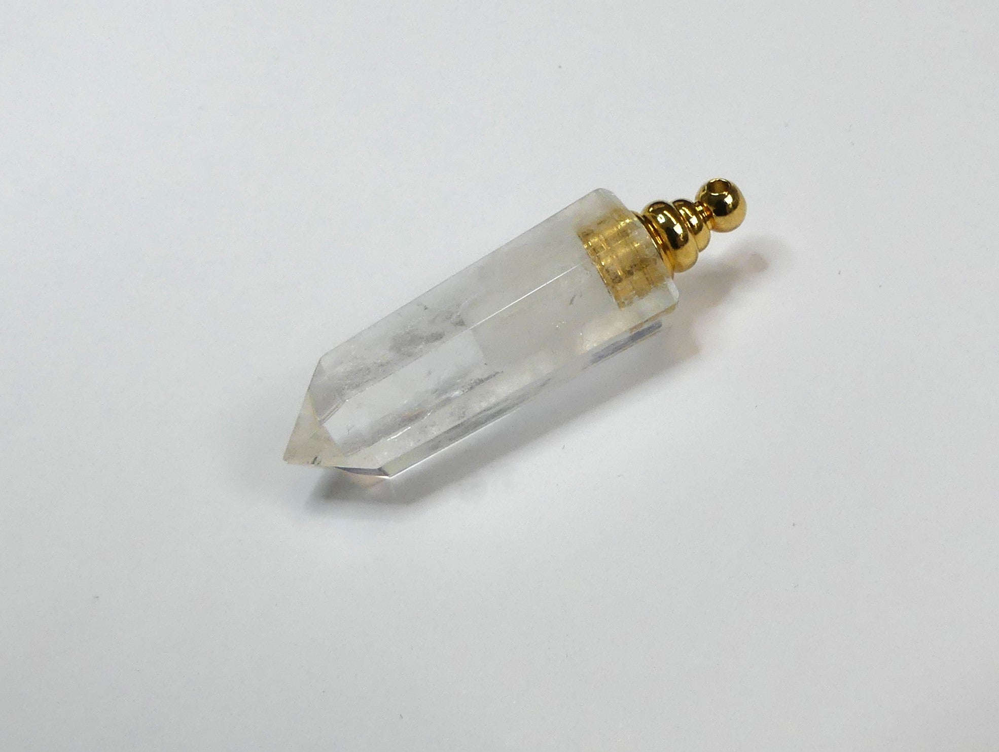 Pendentif et flacon de parfum ouvrable, en quartz naturel - (1 pce)