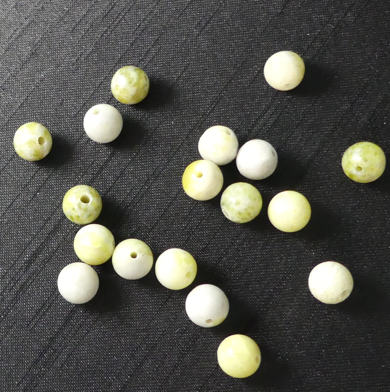 Ronde 8 - Jaspe naturelle jaune moutarde (10 pces)