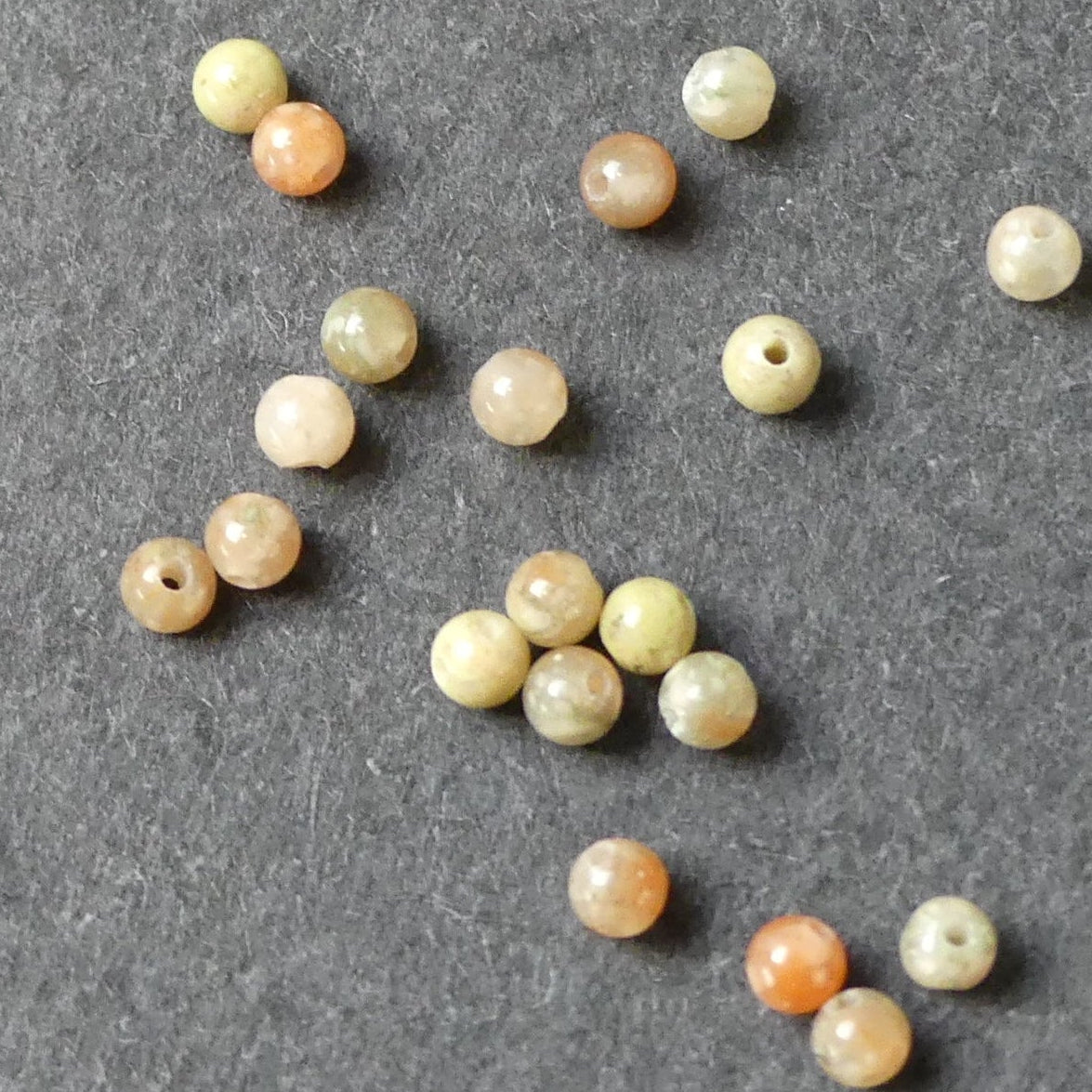 Ronde 2 - Unakite naturelle (10 pces)
