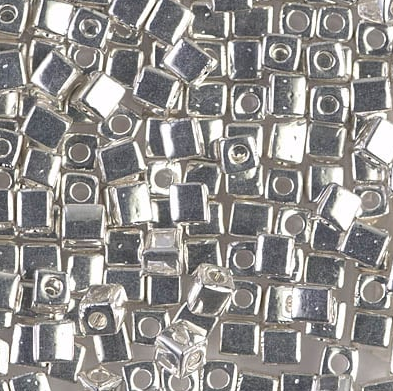 Perle carrée 4mm - Plaquée Argent Sterling - 4g