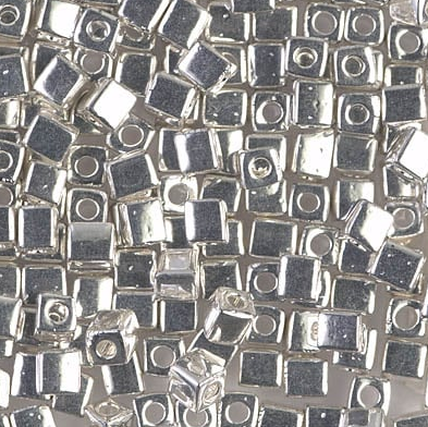 Perle carrée 4mm - Plaquée Argent Sterling - 4g