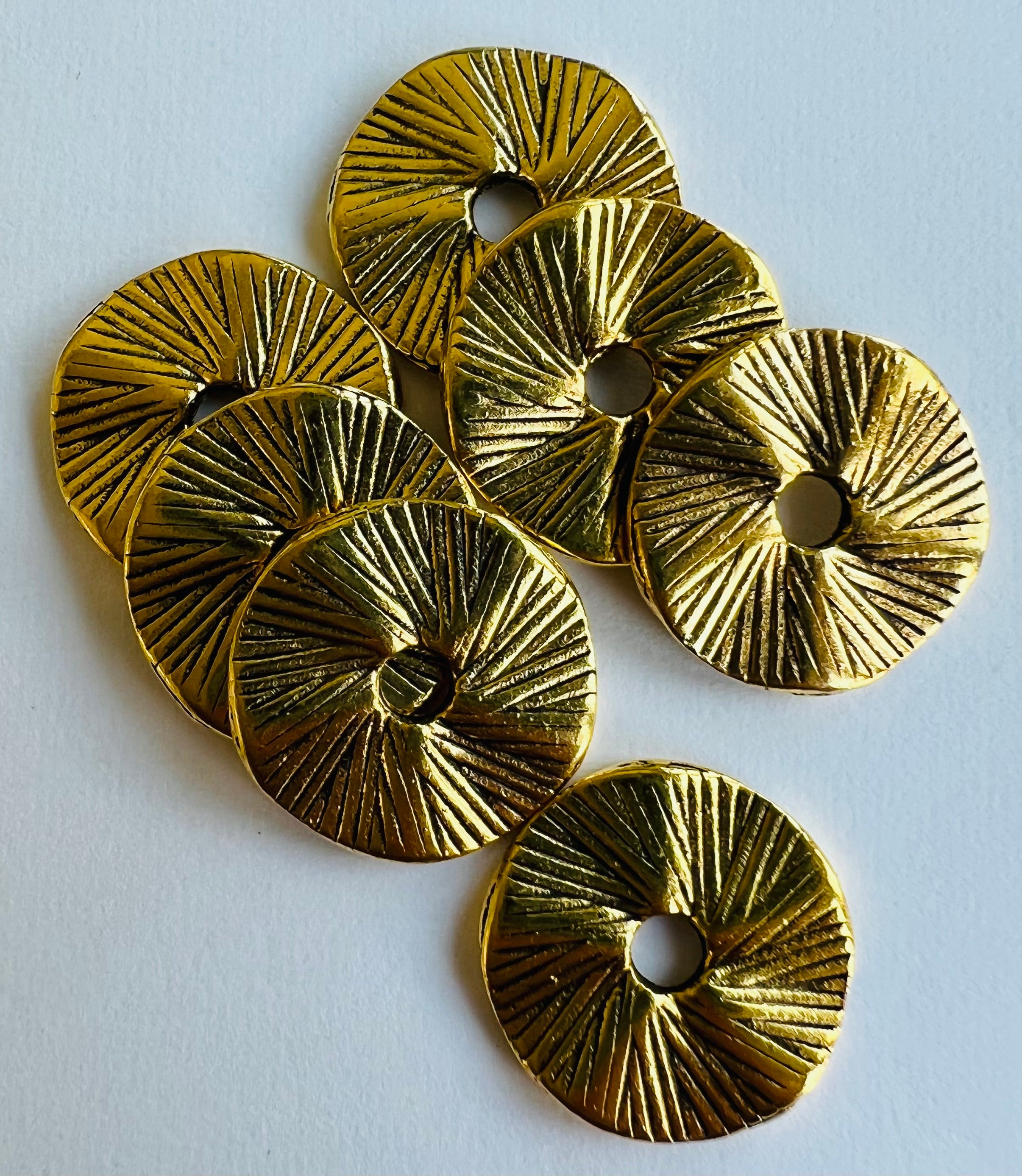 Perle plate ronde striée - Dorée (10 pces)