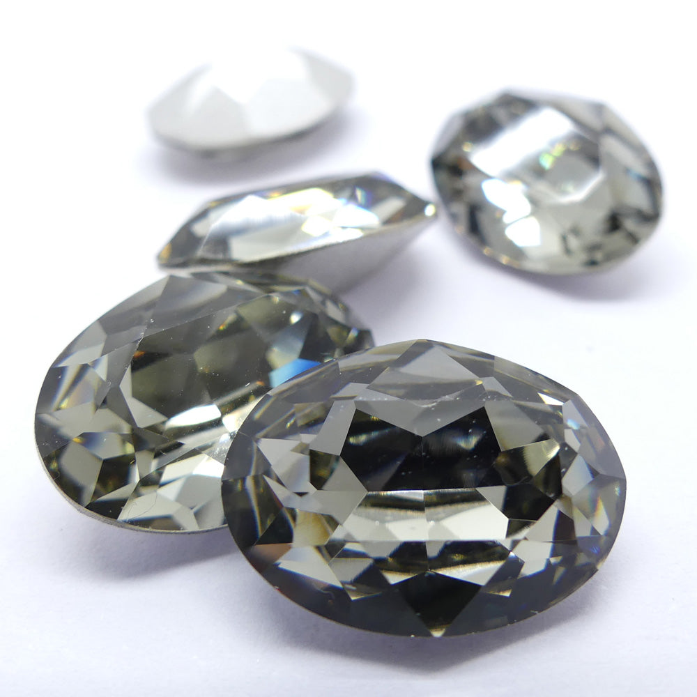 Ovale 18 x 13 mm - Diamant noir (à la pièce)