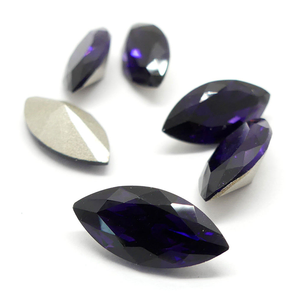 Navette  15 x 7 mm  - Purple Velvet (1 pce)