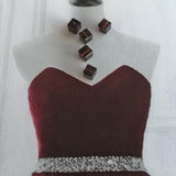 Cube 4mm , Burgundi , (5pces)